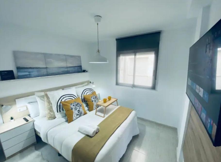 Apartamento Centrico Торевьиа Экстерьер фото